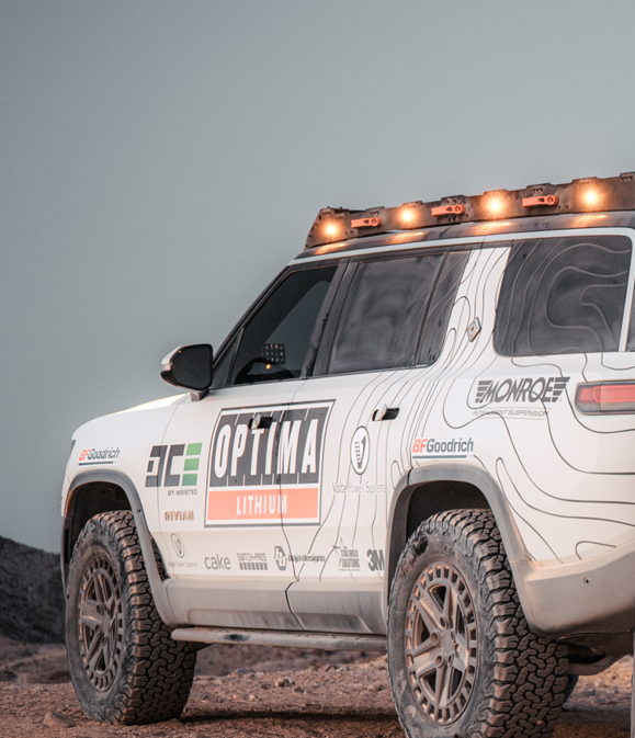 Rivian R1S Roof Rack System With Light Bar Cut Out for Rigid Industries Adapt Series 40" Light Bar